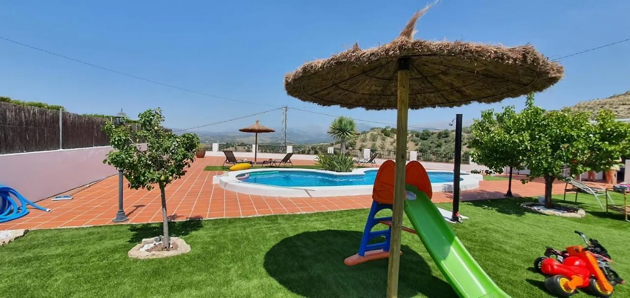 Villa Ilusión Canillas de Aceituno Сasa de vacaciones